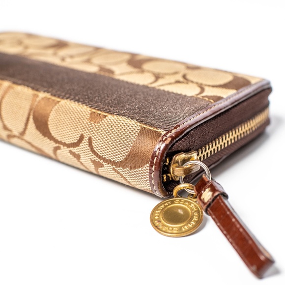 Coach Accordion Zip Wallet - Picture 7 of 8